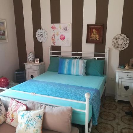 Casa Ale Bed & Breakfast Brindisi Eksteriør bilde